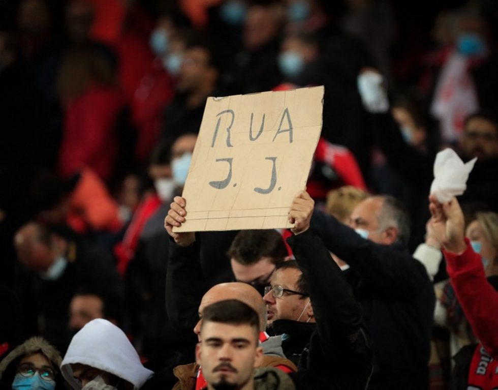 TORCIDA DO BENFICA QUER JESUS NA RUA Blog Do Deni Menezes