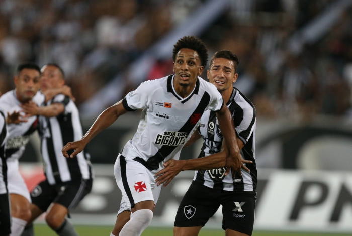 BOTAFOGO QUEBRA SEQUÊNCIA 100% DO VASCO