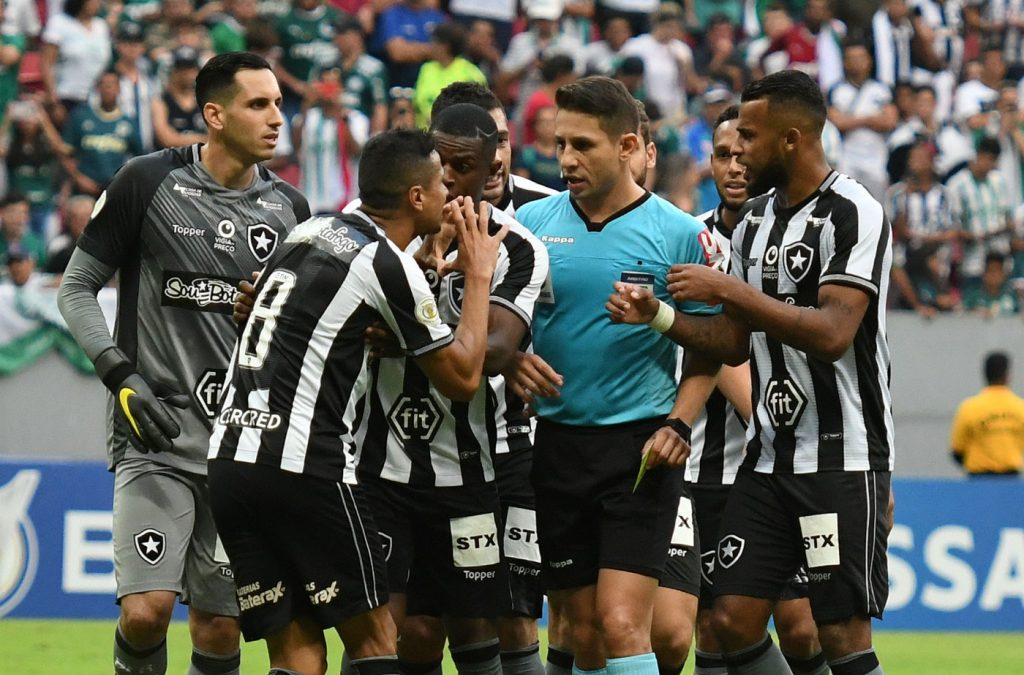 JULGAMENTO DE BOTAFOGO x PALMEIRAS DIA 18  Blog do Deni Menezes