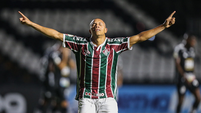 FLUMINENSE VENCE BOTAFOGO NA SESSÃO TERROR