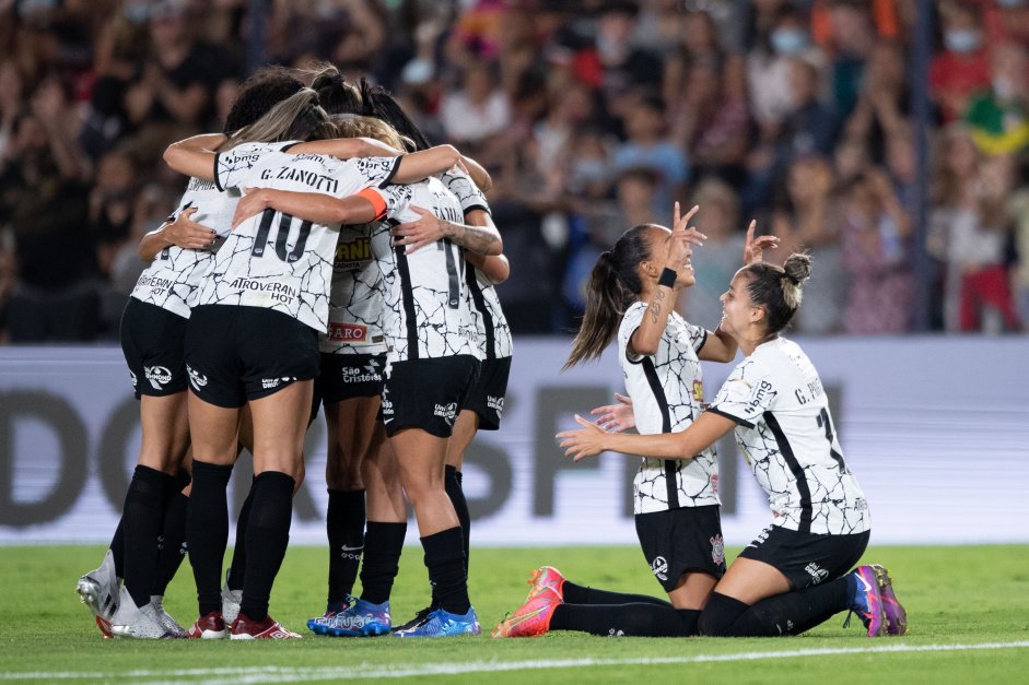 Meu Timão on X: O CORINTHIANS FEMININO É PENTACAMPEÃO BRASILEIRO