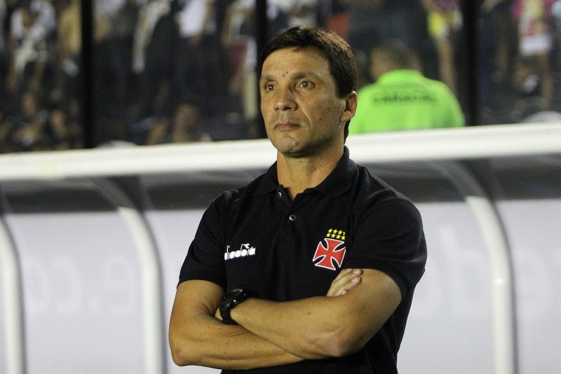 PRESSÃO SOBRE TÉCNICO DO VASCO