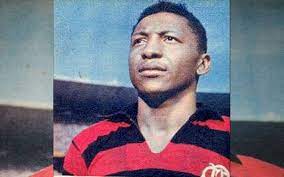 HOMENAGEM DO FLAMENGO AO ARTILHEIRO