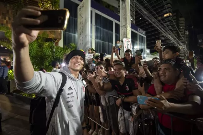 FLAMENGO RECEBIDO COM PIPOCA