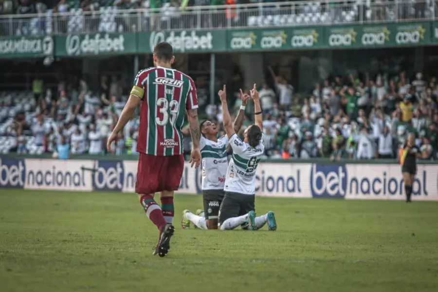 FLUMINENSE CAI NOVE POSIÇÕES