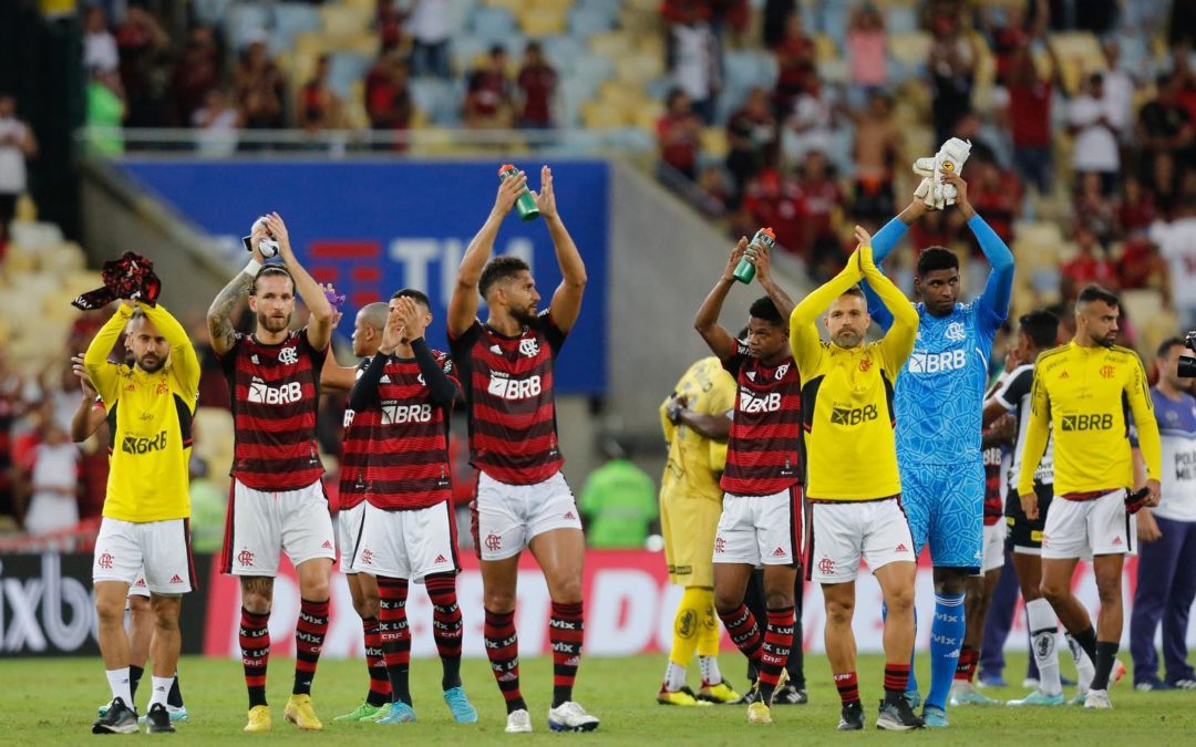 FLAMENGO VENCE E É VICE-LÍDER