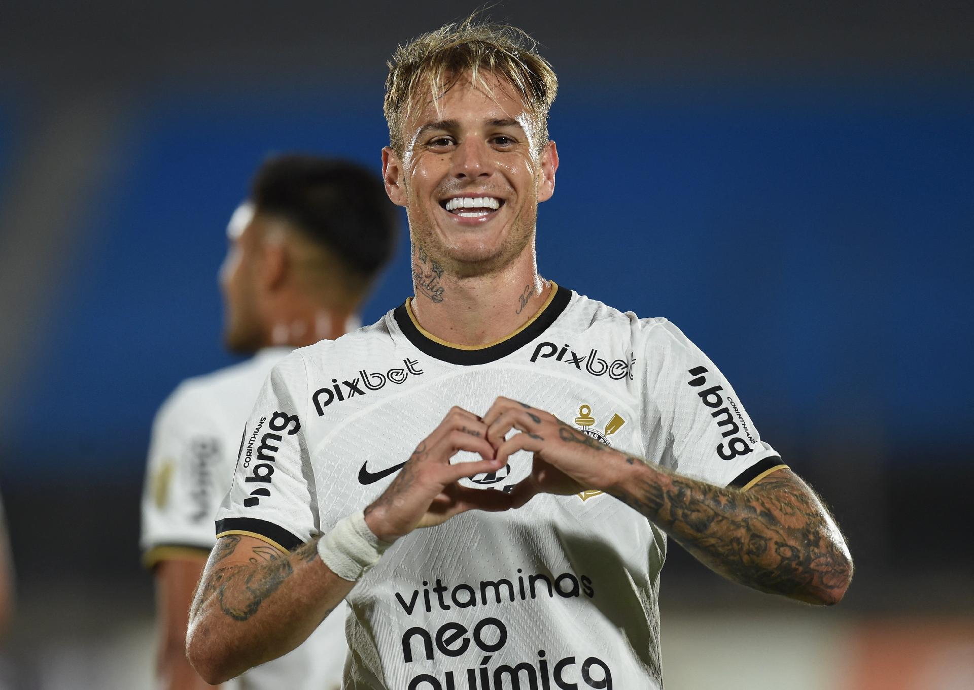 Róger Guedes é o único titular em todos os jogos do Corinthians em 2023