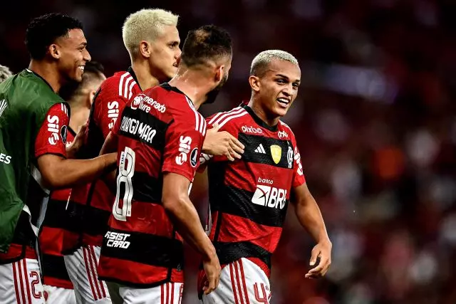 A situação deprimente que o Flamengo tirou Wesley