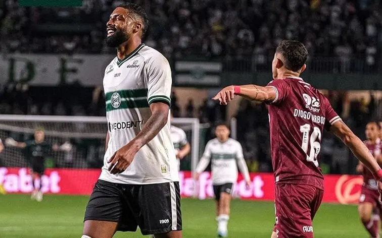 FLUMINENSE FICOU SÓ NA ESPERANÇA