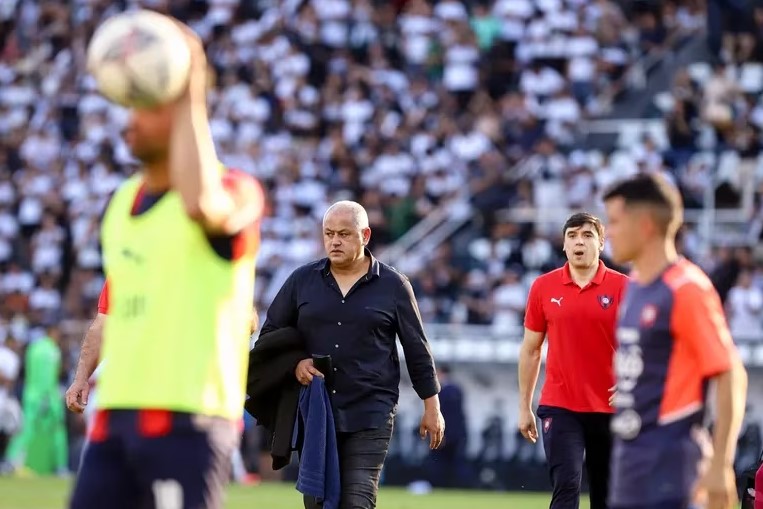 Com Arce como técnico, Cerro Porteño é campeão paraguaio e