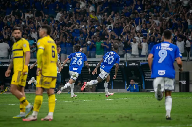 CRUZEIRO ELIMINA BOCA