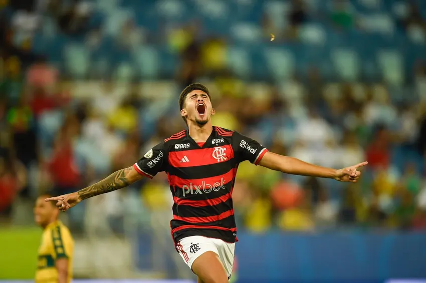 VIRADA MANTÉM FLAMENGO EM 4º